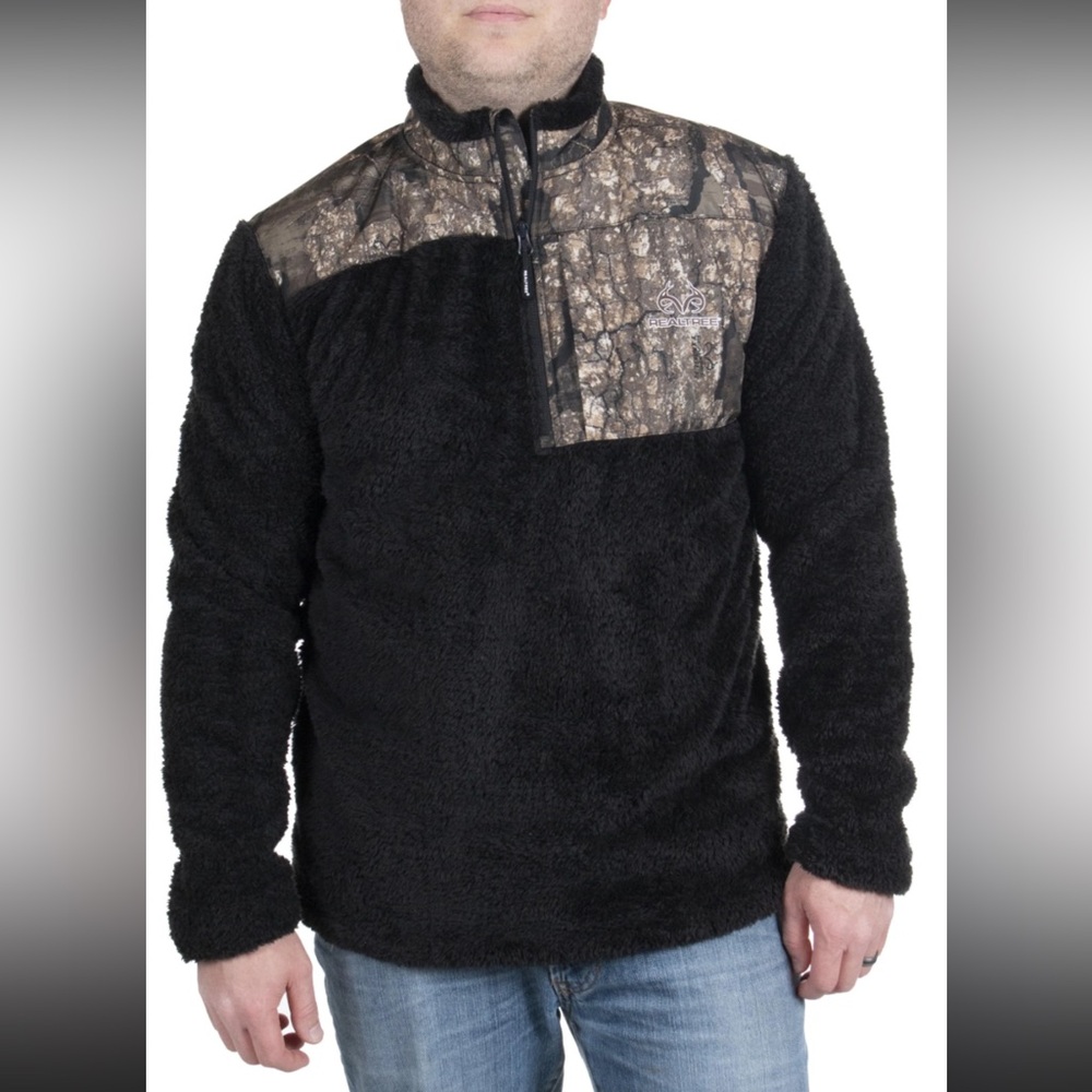Realtree Black and Camouflage Men's Jacket